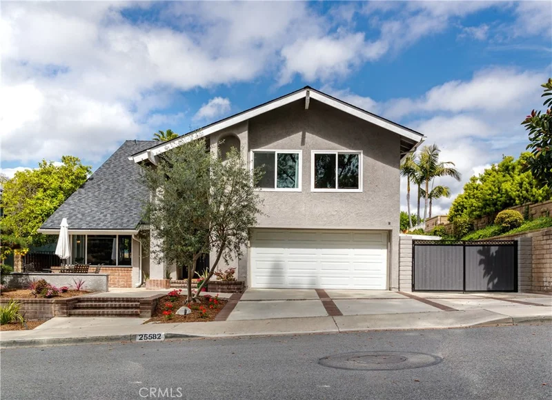 25582 El Conejo Lane, Laguna Hills, CA 92653