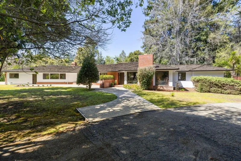 102 Linden Ave, Atherton, CA 94027