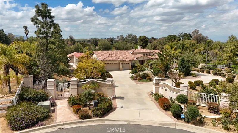 18699 Cedargrove, Riverside, CA 92504