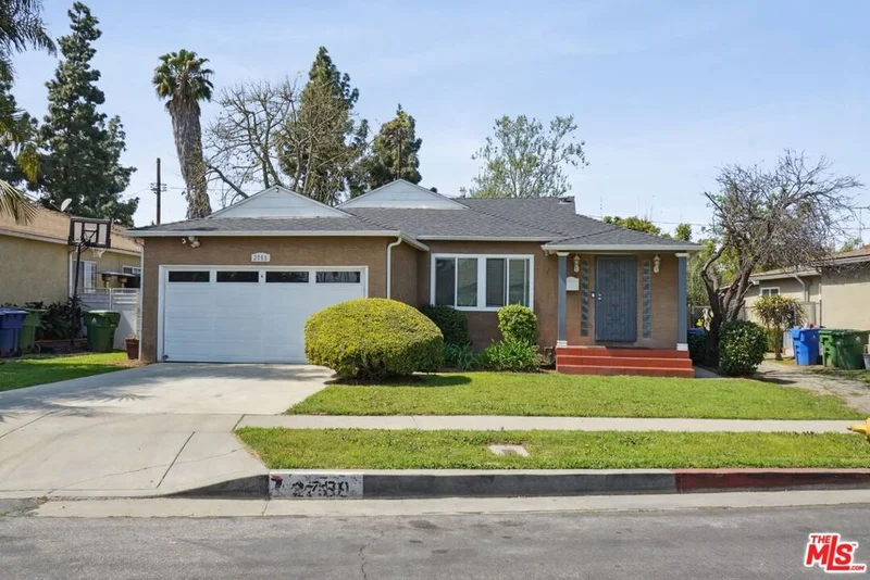 2759 Thurman Avenue, Los Angeles, CA 90016