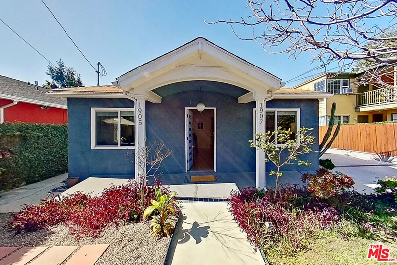 1905 Griffith Park Boulevard, Los Angeles, CA 90039
