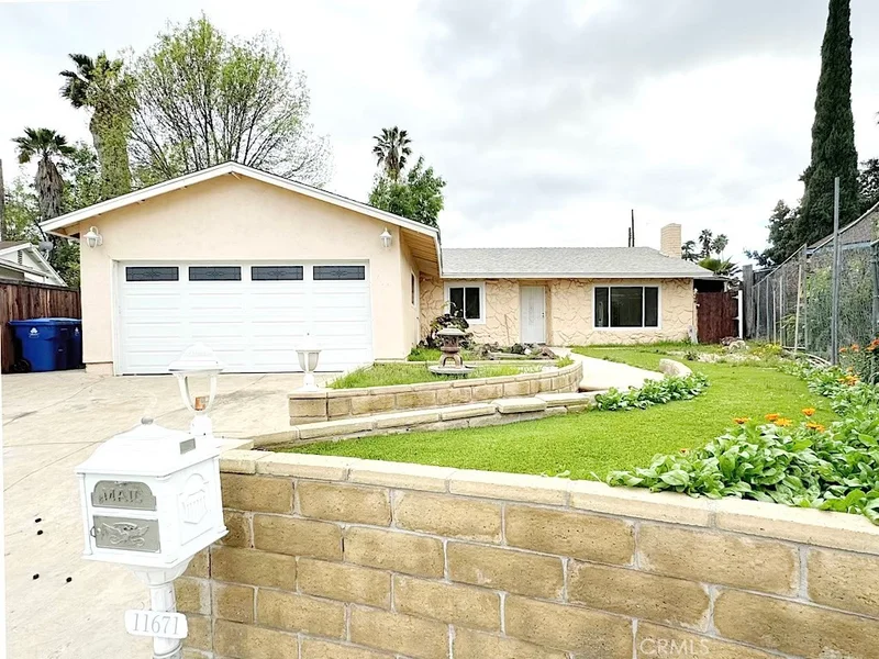 11671 Goleta Street, Sylmar, CA 91342