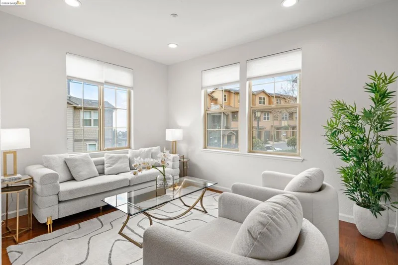 6178 Old Quarry Loop, Oakland, CA 94605