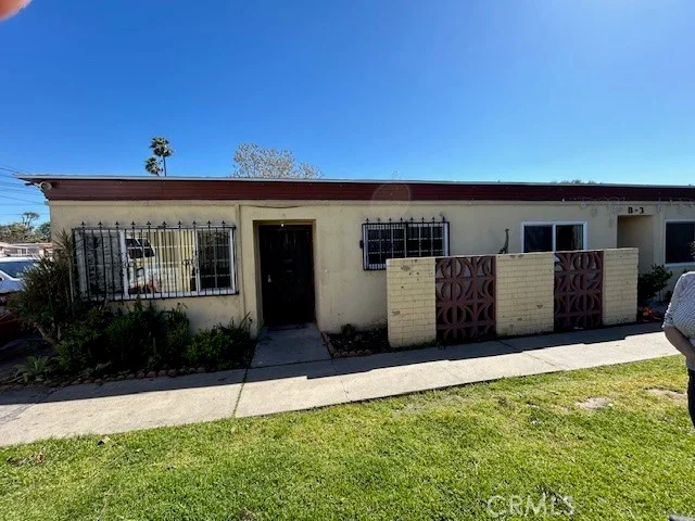 4109 W 5th Street 8, Santa Ana, CA 92703