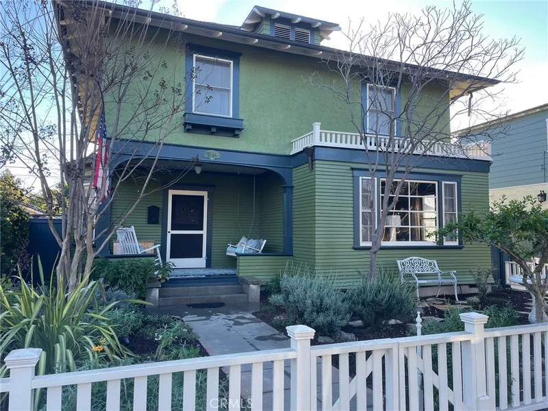 1225 French Street, Santa Ana, CA 92701