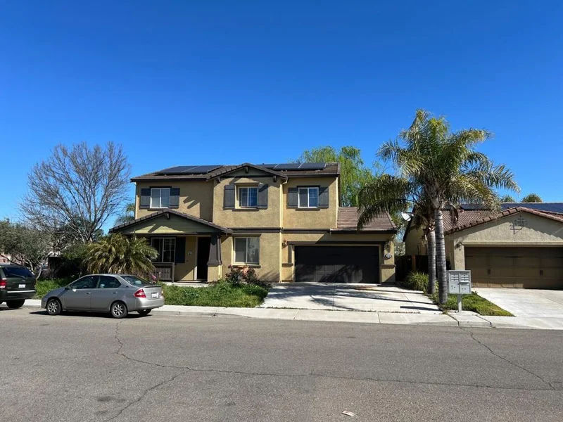 415 Parliament Way, Newman, CA 95360
