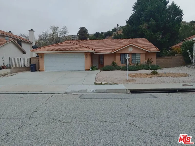 4662 Brisa Drive, Palmdale, CA 93551
