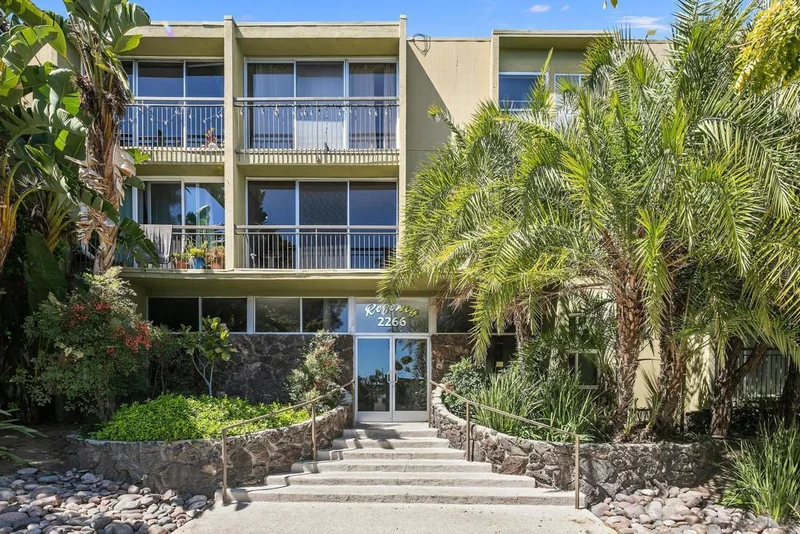 2266 Grand Ave 36, San Diego, CA 92109