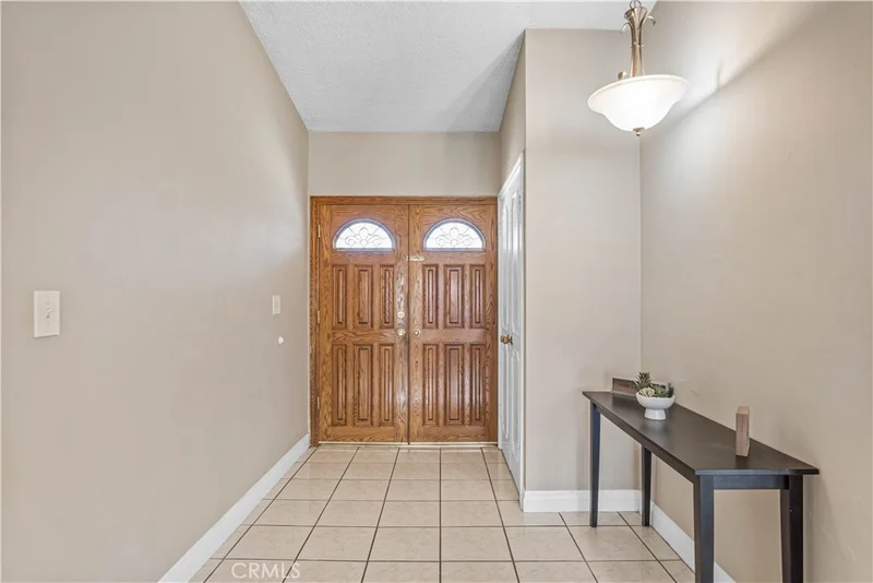10145 Genesta Avenue, Northridge, CA 91325