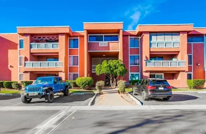 1030 E Washington Ave 113, Escondido, CA 92025