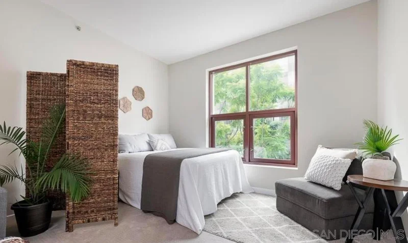 1150 J St 324, San Diego, CA 92101