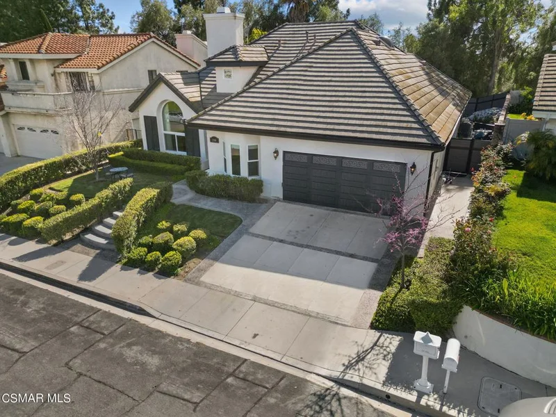 2709 Rikkard Drive, Thousand Oaks, CA 91362
