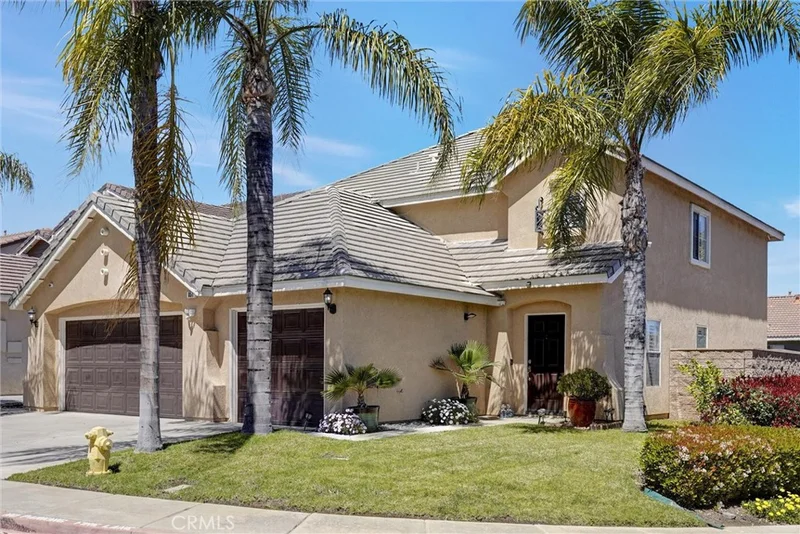 851 Pheasant Street, Corona, CA 92881