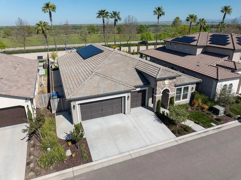 11311 N Via San Toma Avenue, Fresno, CA 93730