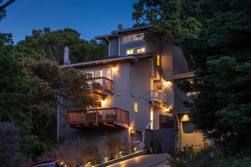 27 Winding Way, San Carlos, CA 94070