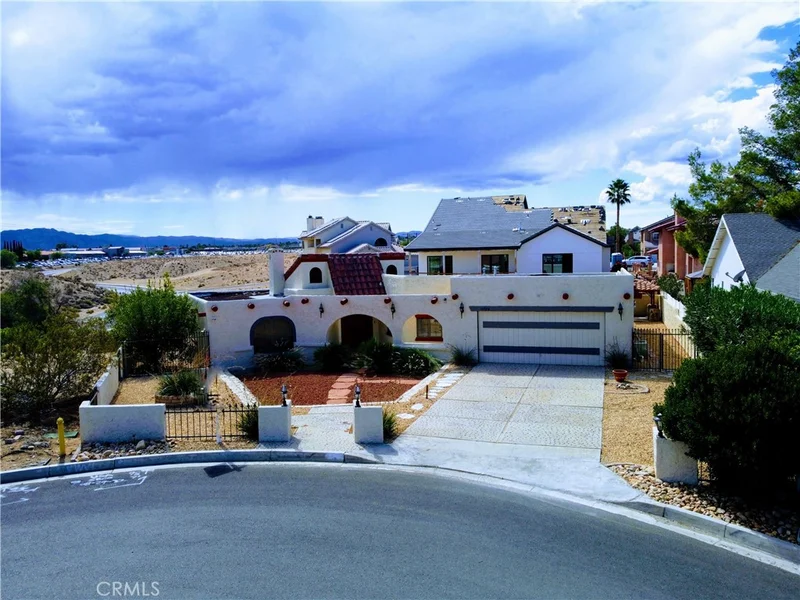 12526 Elmcroft Lane, Victorville, CA 92395