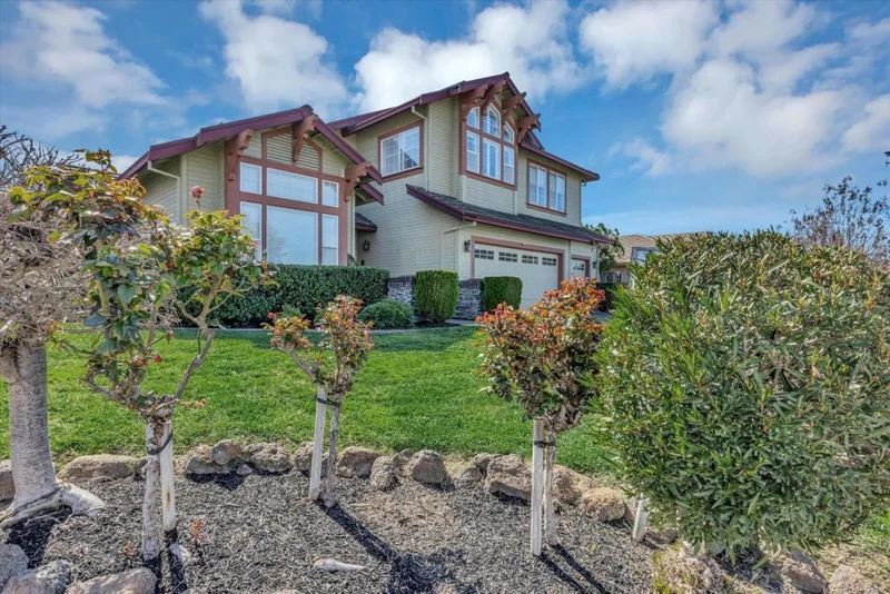 847 E Angela Street, Pleasanton, CA 94566