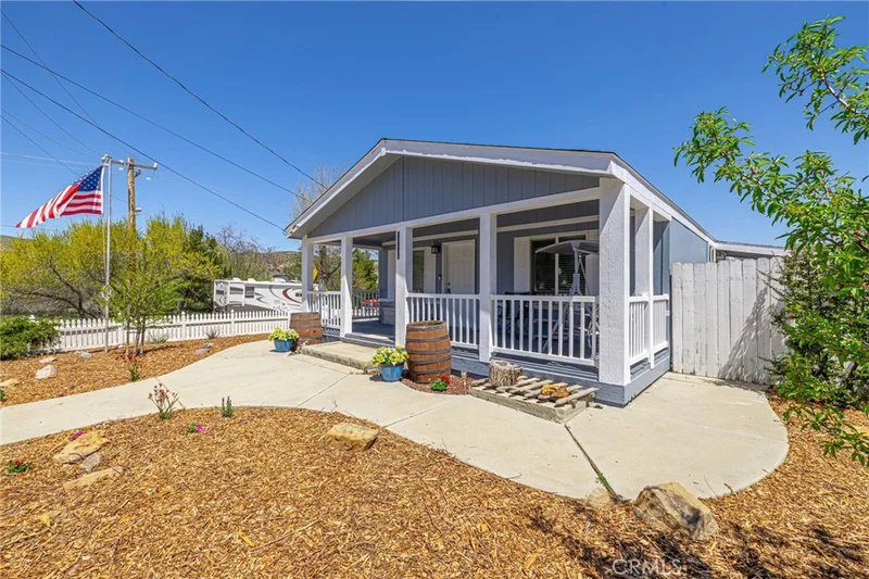 42906 Ranch Club Road, Lake Hughes, CA 93532