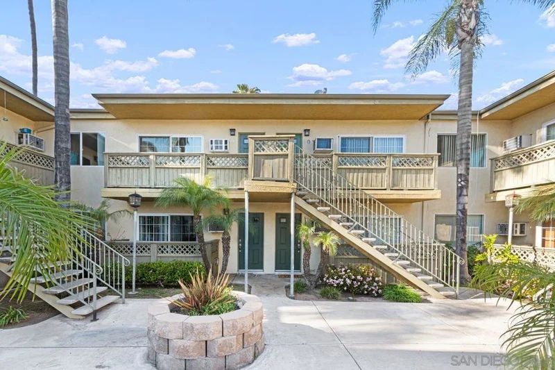 453 Graves Ave 9, El Cajon, CA 92020