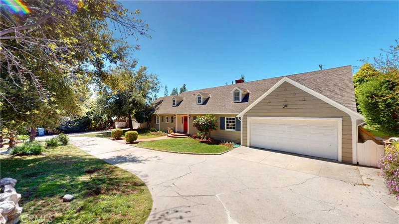 4525 Palm Drive, La Canada Flintridge, CA 91011