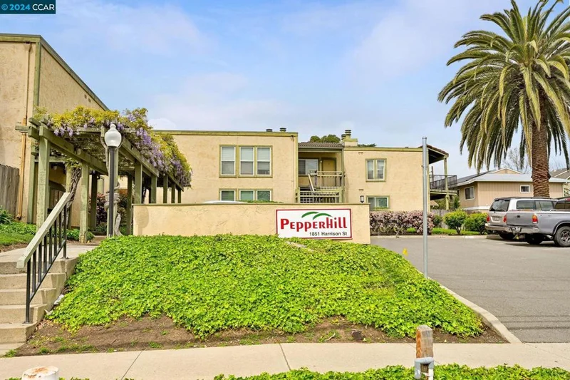1851 Harrison St 17, Concord, CA 94520