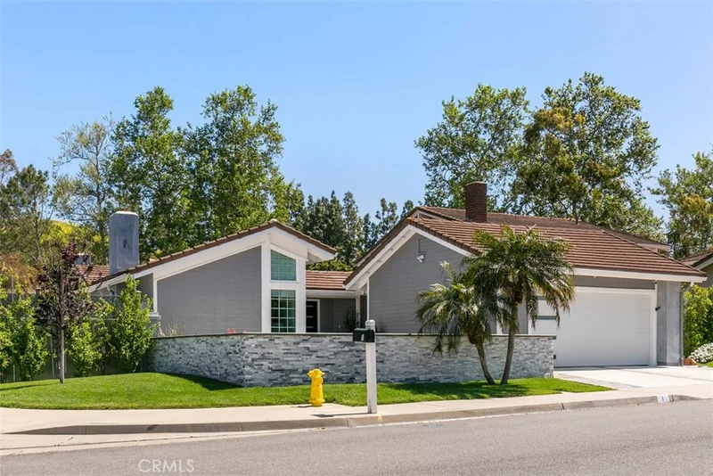 1 Wandering Rill, Irvine, CA 92603