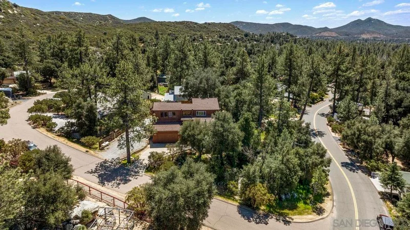 8572 Foothill Blvd, Pine Valley, CA 91962