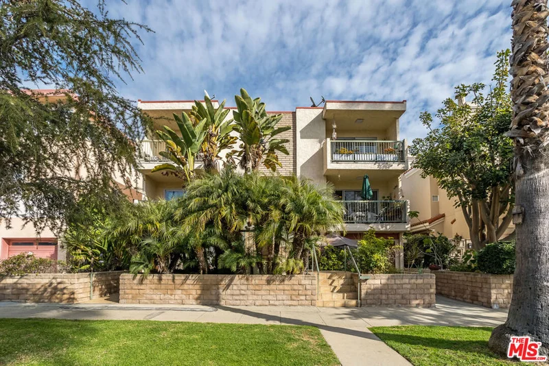 907 12th Street 5, Santa Monica, CA 90403