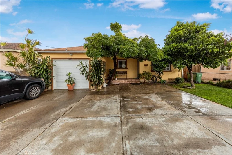 520 W Cressey Street, Compton, CA 90222