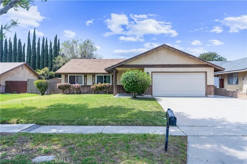 9122 Dumond Drive, Fontana, CA 92335