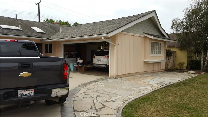 4612 Operetta Drive, Huntington Beach, CA 92649