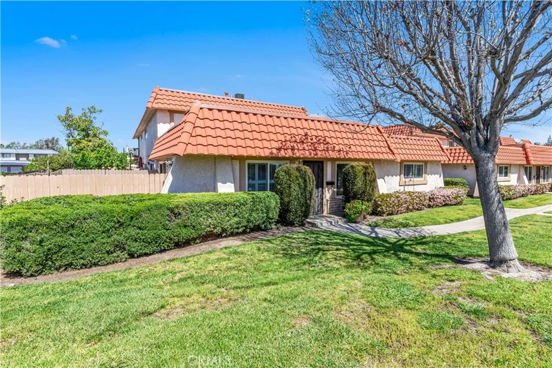 22902 Bonita Lane 1, Lake Forest, CA 92630