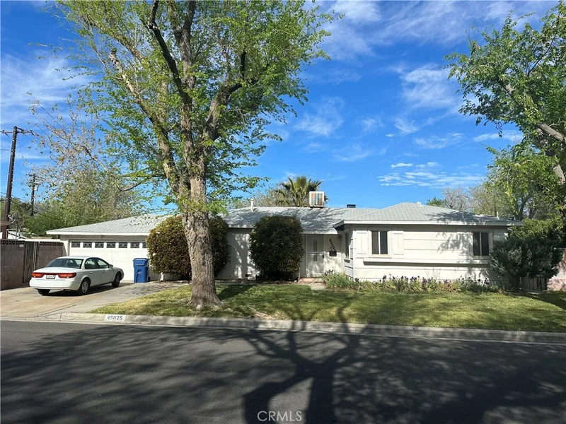 45025 13th Street W, Lancaster, CA 93534
