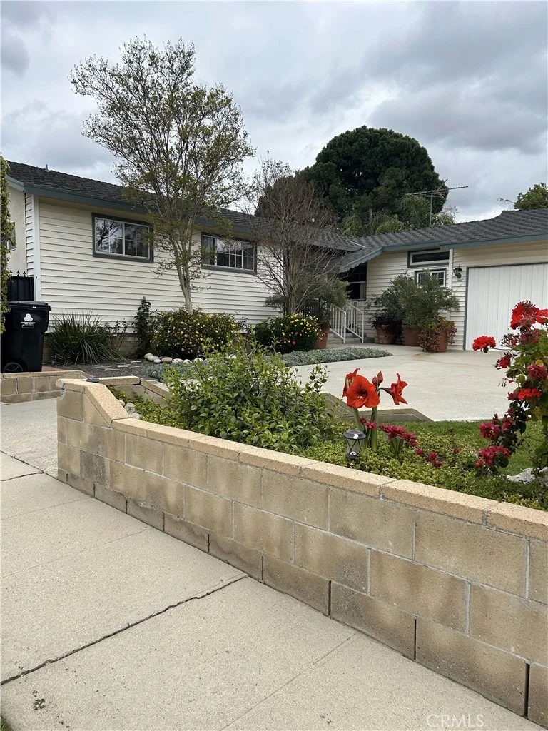 11533 Curry Avenue, Granada Hills, CA 91344