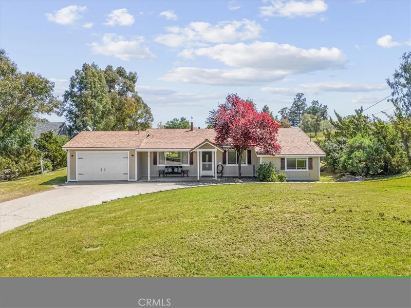 4246 Whispering Oak Way, Paso Robles, CA 93446