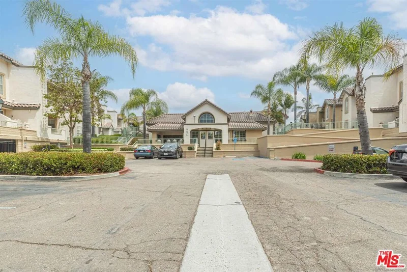 8676 New Salem Street 129, San Diego, CA 92126