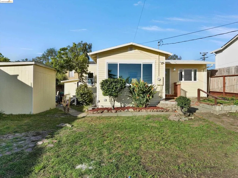 4330 Pampas Ave, Oakland, CA 94619