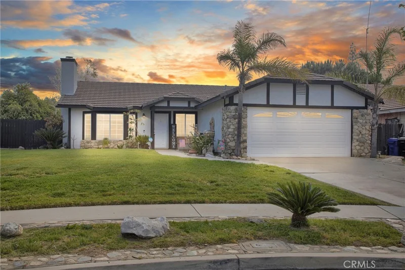 8821 Buckeye Drive, Fontana, CA 92335