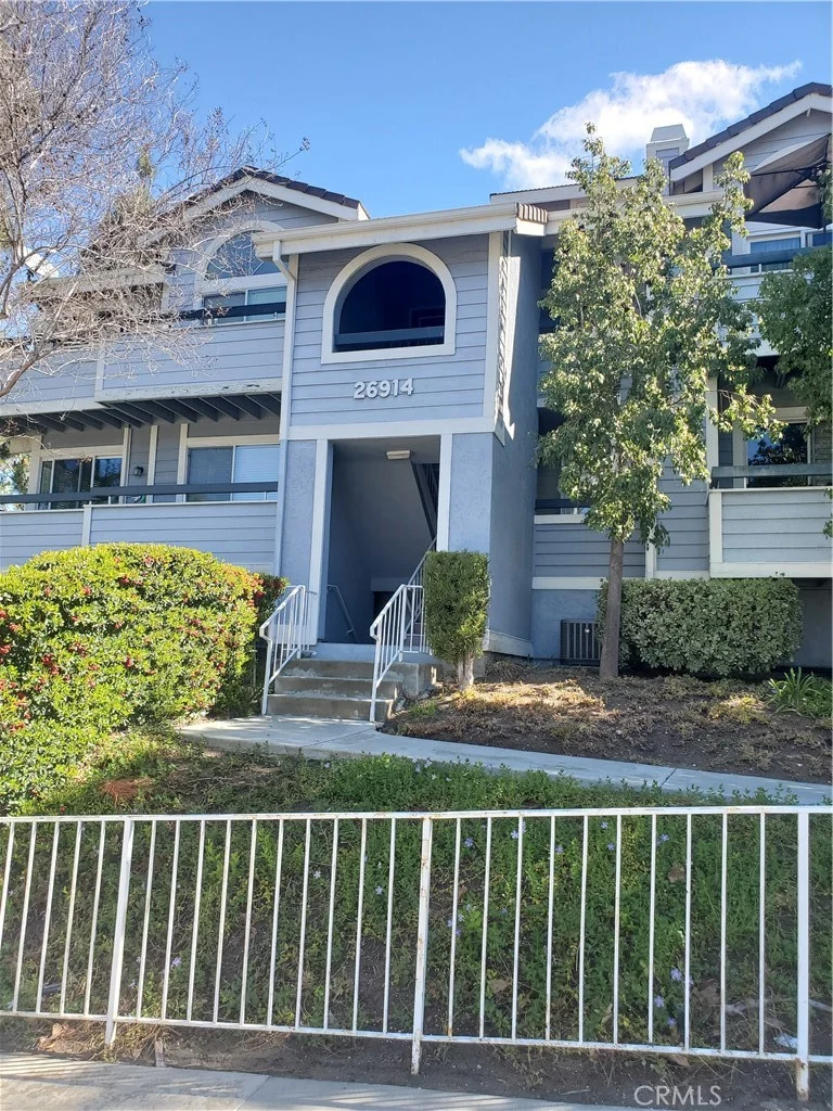 26914 Rainbow Glen 213, Canyon Country, CA 91351