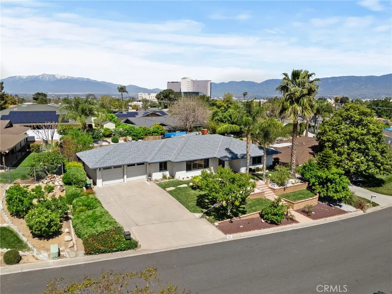 11570 Acacia Street, Loma Linda, CA 92354