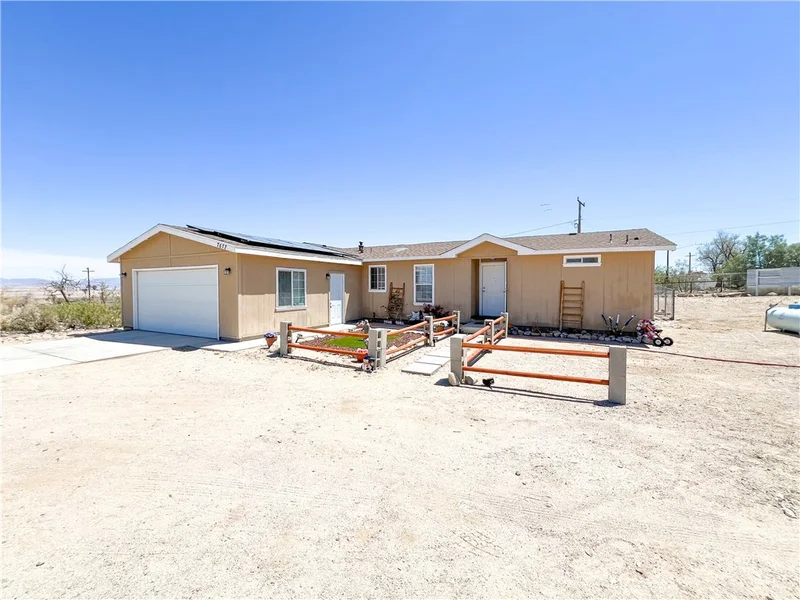 7677 Araby Avenue, 29 Palms, CA 92277