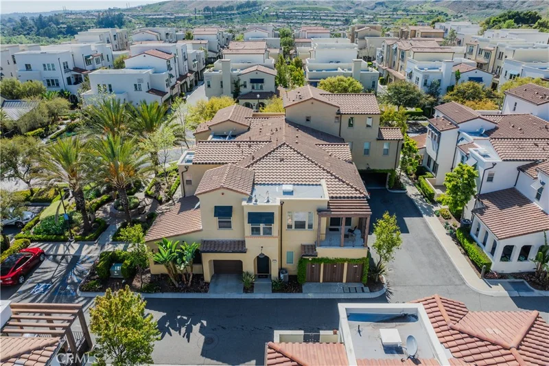 43 Hoya Street, Rancho Mission Viejo, CA 92694