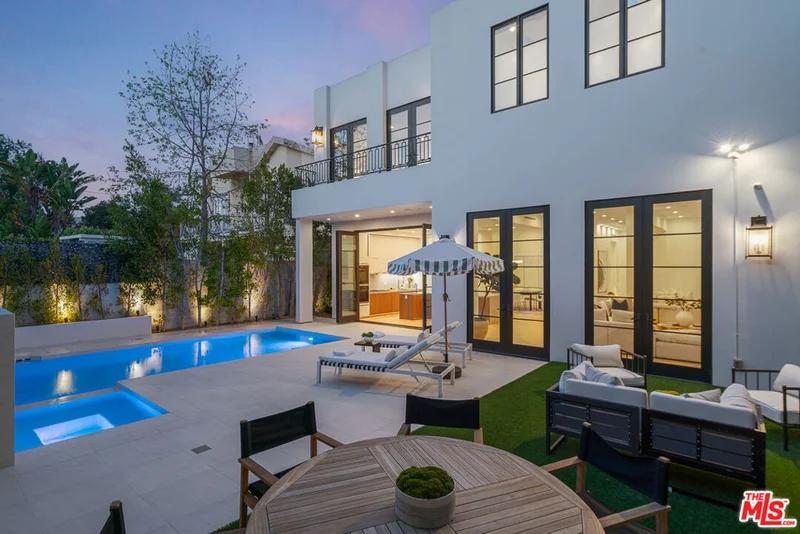 123 S La Peer Drive, Los Angeles, CA 90048