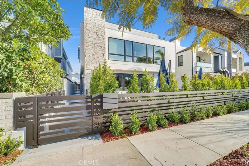 424 1/2 Orchid Avenue Back Unit, Corona Del Mar, CA 92625