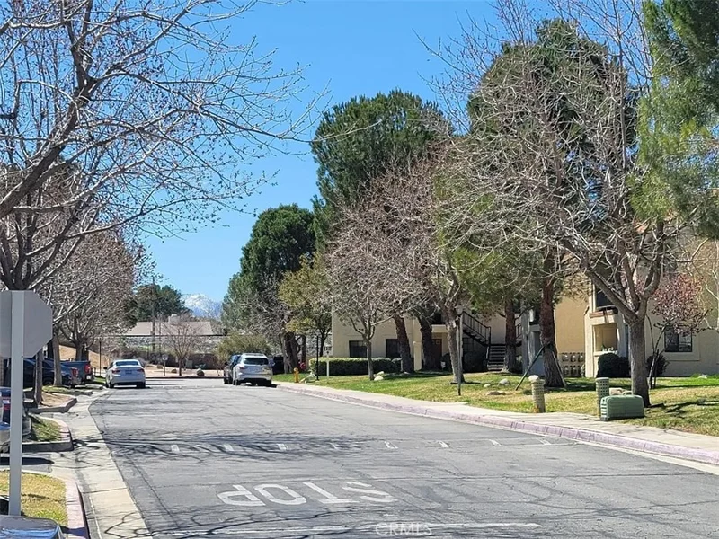 2554 Olive Drive 108, Palmdale, CA 93550