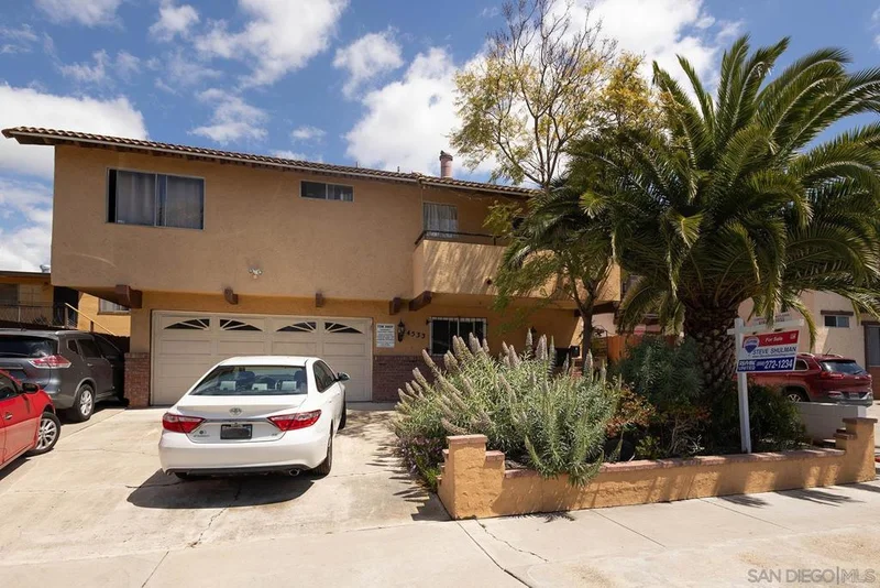 4533 Bancroft Street 2, San Diego, CA 92116