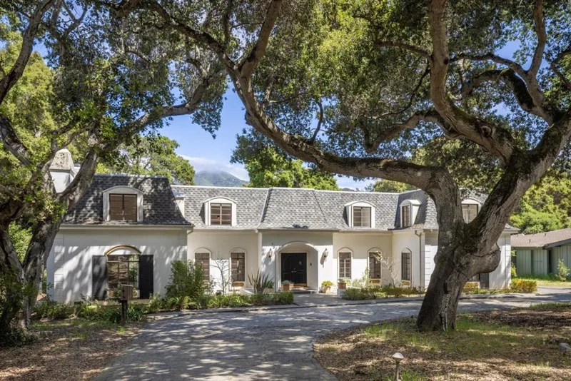 43 E Garzas Road, Carmel Valley, CA 93924