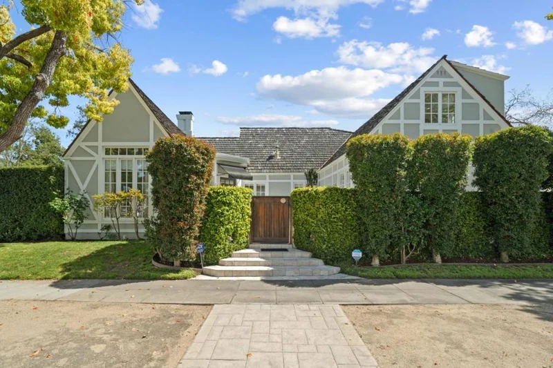 260 Miramonte Avenue, Palo Alto, CA 94306