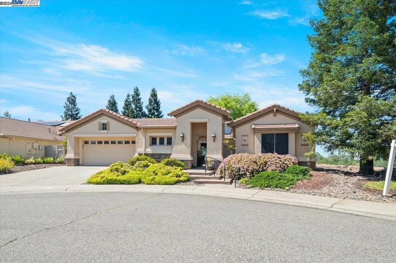 2754 Woodacre Ct, Lincoln, CA 95648