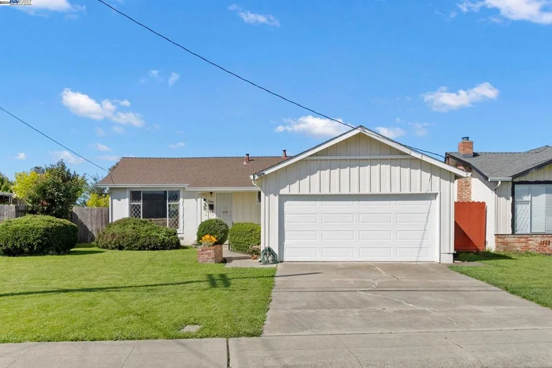 16183 Via Harriet, San Lorenzo, CA 94580-1921